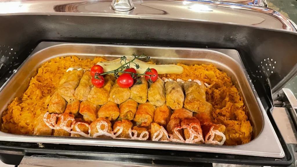 Dinner and Cruise on Danube with Folklore Show in Budapest. Dinner Menu (buffet style)