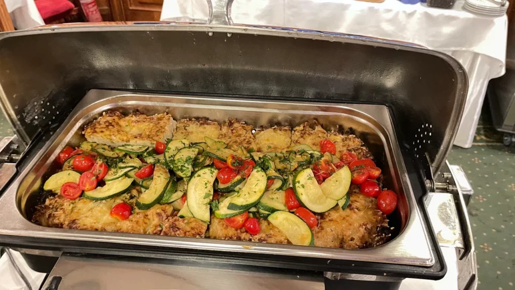Dinner and Cruise on Danube with Folklore Show in Budapest. Dinner Menu (buffet style)