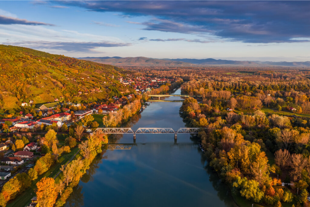 Private Wine Tasting Tour in Tokaj: A Helicopter Journey of Elegance and Flavor